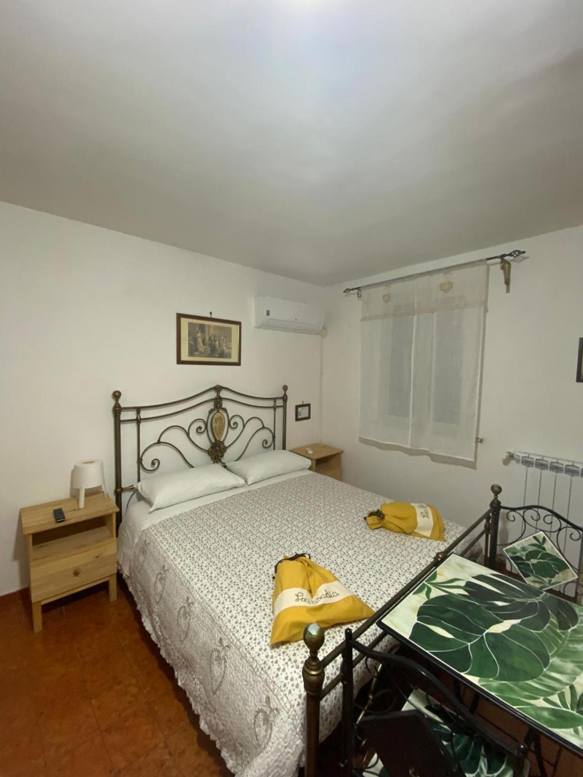 Hotel La Badia Messina Zimmer foto